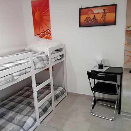 Room In Historical City Centre With Private Bathroom Katanya Dış mekan fotoğraf