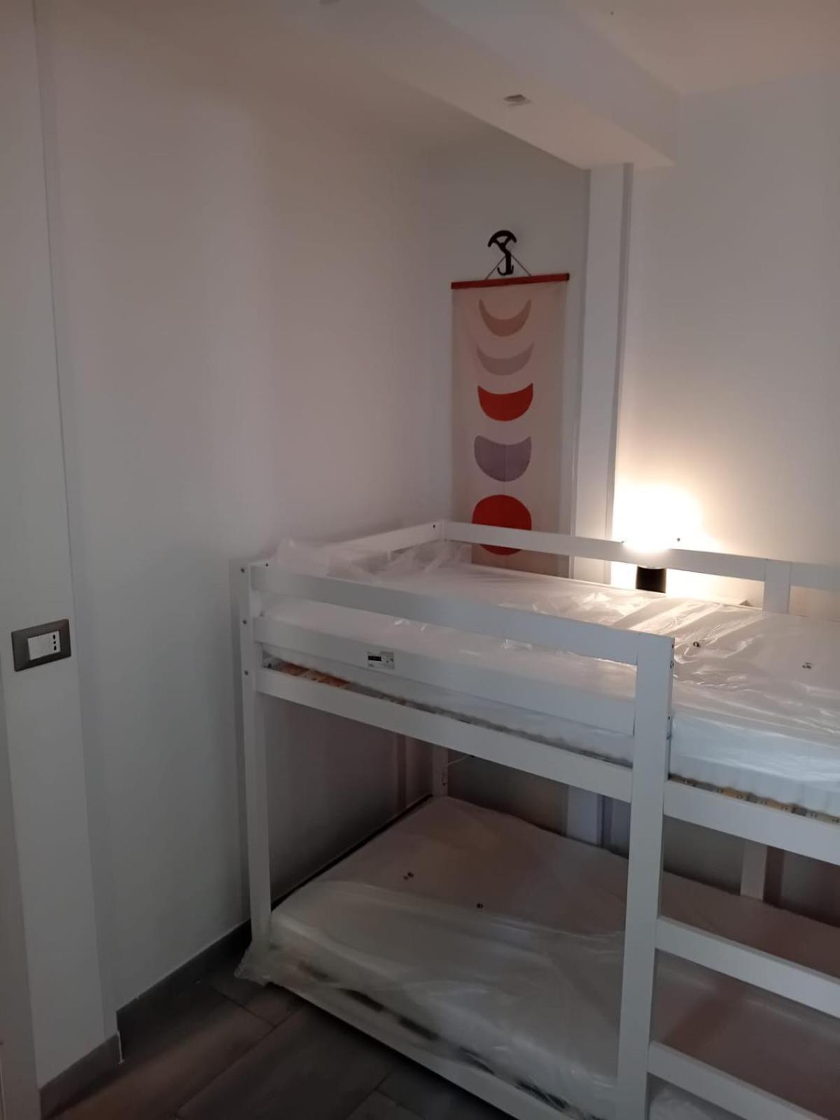 Room In Historical City Centre With Private Bathroom Katanya Dış mekan fotoğraf