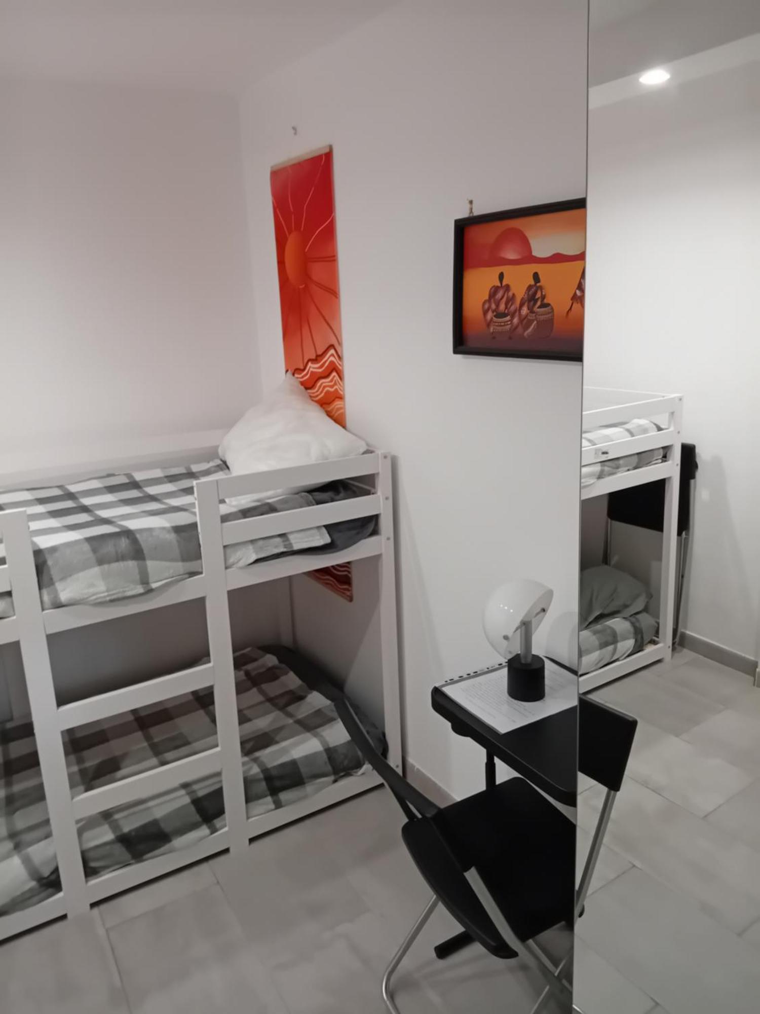 Room In Historical City Centre With Private Bathroom Katanya Dış mekan fotoğraf